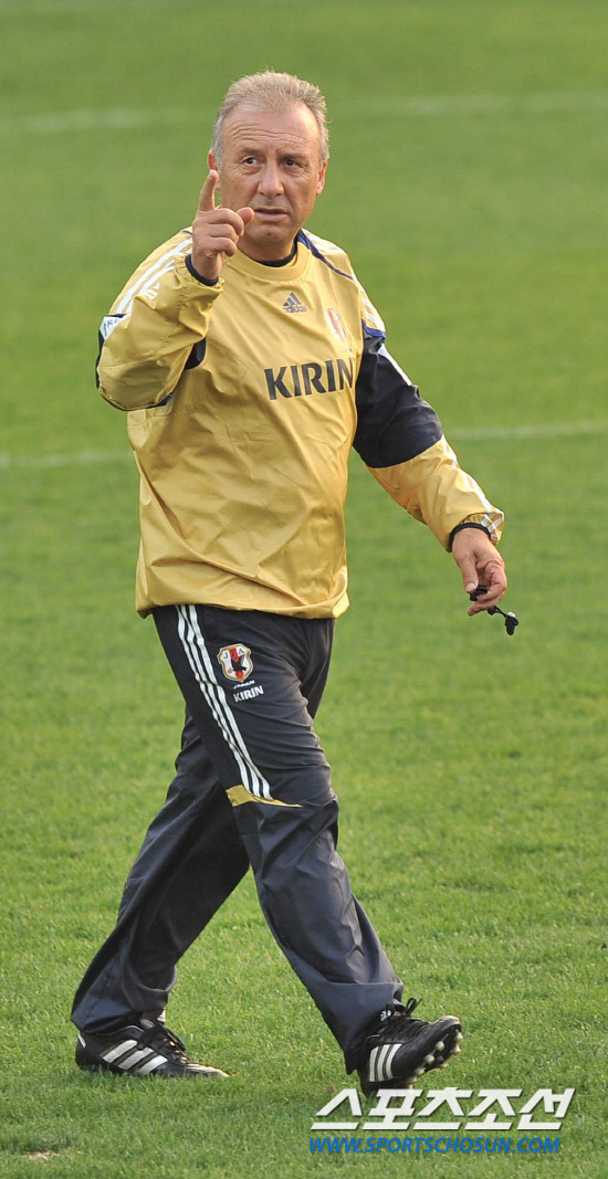 
	���������� 2010.10.10.

10�� ������ �Ϻ��౸��ǥ���� �����̷� ������ �������� �Ʒ��� �����ϰ� �ִ�. ����NFC=������ ���� 

young@sportschosun.com


