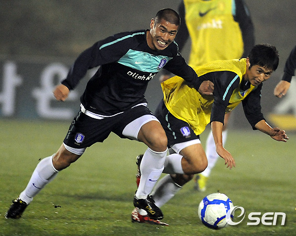 
	[����]���θ�,'��ǥ���̶�� ������ �ʾƿ�'
