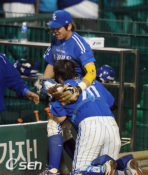 
	[����]������,'���� ���� �̷��ø�'
