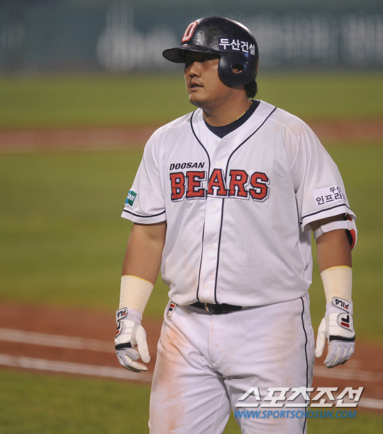 
	����������

2010�� 10�� 11��

11�� ��ǿ��� ���� �Ｚ�� �λ��� �÷��̿��� 4�������� �λ� ���ؼ��� 6ȸ�� �߰߼� �ö��̺��� �ƿ��� �� �ƽ����ϰ� �ִ�.

���= ���� ���� kyungmin@sportschosun.com


