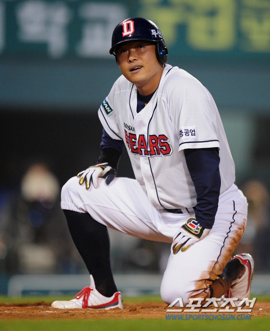 
	2010,10,11

PO 4���� �λ�-�Ｚ

�λ� �赿�ְ� �Ｚ ���� �������� ö�� ����ŷ�� ������ �ݾ���.

11�� ��ǿ��� ������ �λ�� �Ｚ�� PO 4���� 6ȸ�� 1�� 1,2�翡�� 2������ �赿�ְ� �ս����� ����Ÿ �� Ȩ���� �پ� ������� �������� ��Ƽ�� �ִ� ���÷���Ʈ�� ���� ���� �ƿ��ǰ� ���Ҵ�. �赿�ְ� �ƿ������� ������ ������ ������ �ֽ��� Ȩ�÷���Ʈ�� ����Ű�� �ƿ��� Ȯ�ν��� �־���. 

���=������ ���� basser@sportschosun.com


