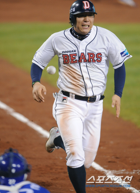 
	11�� ��ǿ��� ���� ���ξ߱� �÷��̿��� 4���� �λ�� �Ｚ�� ��⿡�� 

7�� 2�� 1,2�� �̿����� ��Ÿ�� 2������ �������� Ȩ�⵵ ������ �ǰ� �ִ�.

���=�ֹ��� ���� deer@sportschosun.com


