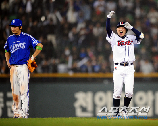 
	2010,10,11 PO 4���� �λ�-�Ｚ

11�� ��ǿ��� ������ �λ�� �Ｚ�� PO 4���� 7ȸ�� 2�� 1,2�翡�� �λ� �̿����� 1Ÿ�� ���� ����Ÿ�� ġ�� �����ϰ� �ִ�.

���=������ ���� basser@sportschosun.com


