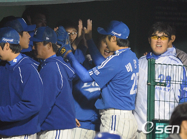 
	[����]'���� �� ���Ƴ¾�'
