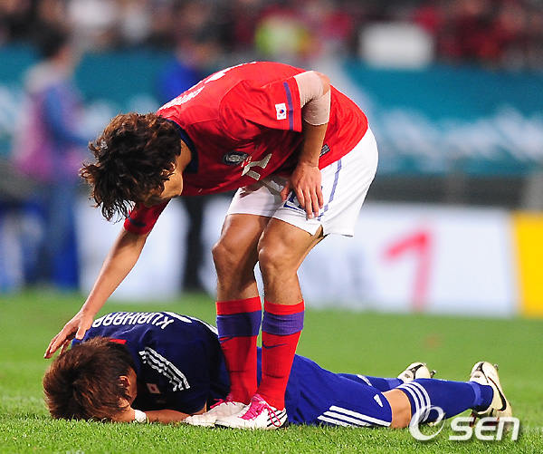 
	[����]���ֿ�,'�����϶� ������?'
