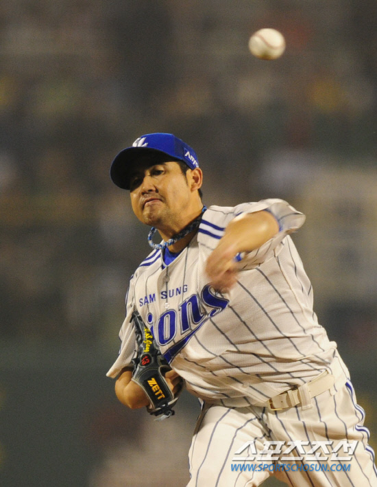 
	2010,10,13

PO 5���� �Ｚ-�λ�

13�� PO 5�������� �Ｚ ������� �λ� Ÿ�ڵ��� ���� ������ ȣ���� �̾�� �ִ�.

�뱸=������ ���� basser@sportschosun.com


