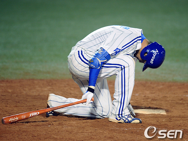 
	[����]ä����,'Ÿ�ݺ��� ���̷���?'
