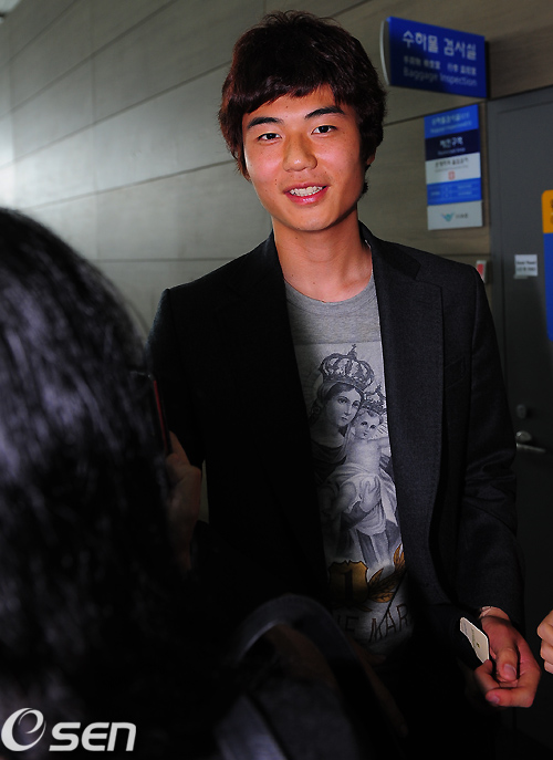 
	[����]�⼺��,'���� ���� �̼�'
