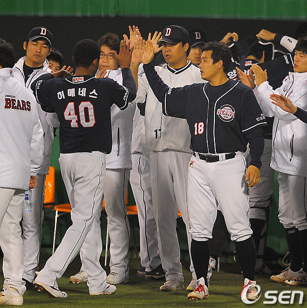 
	[����]'�θ��' �赿��, '���޳׽�, ��Ī ����'
