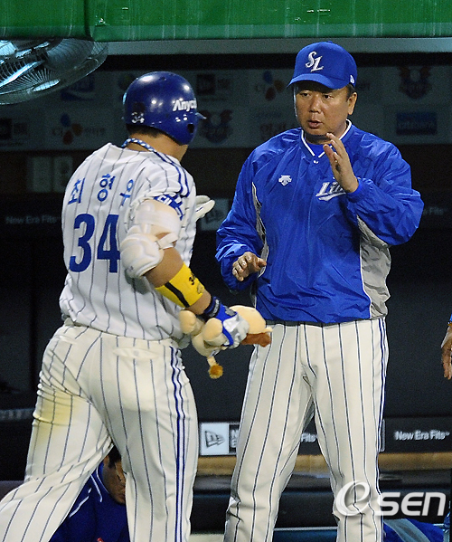 
	[����]������,'���� Ÿ�ݰ� ��Ƴ���'
