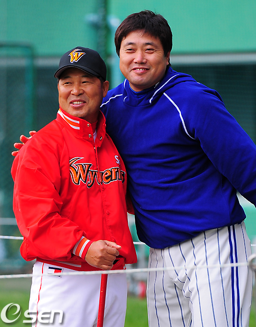 
	[����]�̸���-������,'�����ϰ�'
