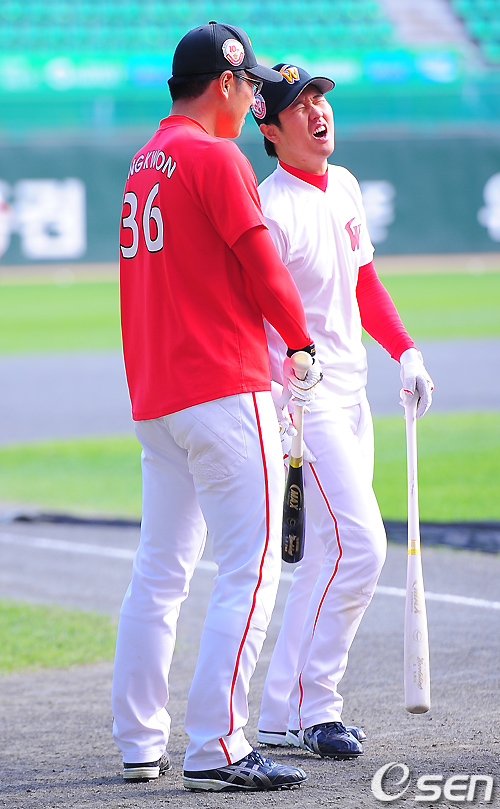 
	[����]������,'����! ���� �ְ�!'
