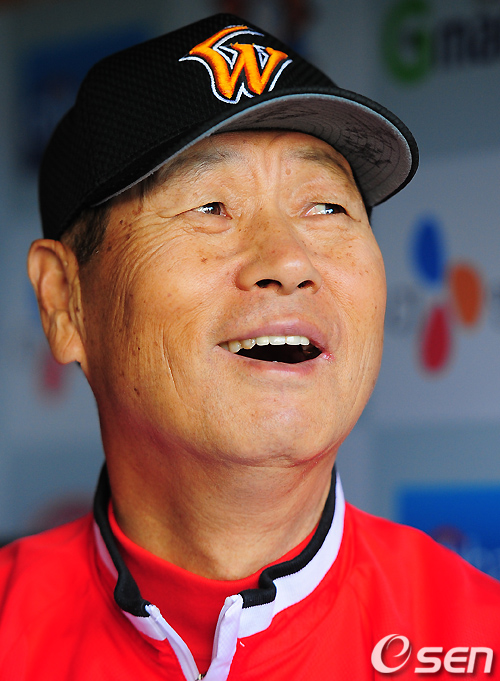 
	[����]�輺��,'ȯ�ϰ� ������'
