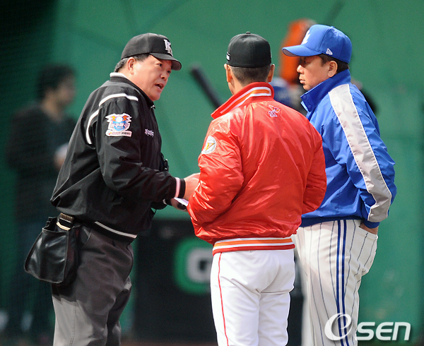 
	[����]�����Ʊ���,'���÷꿡 ���� �����ϰڽ��ϴ�'
