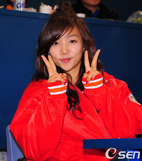 
	[����]��ä��,'SK �����Ծ��!'
