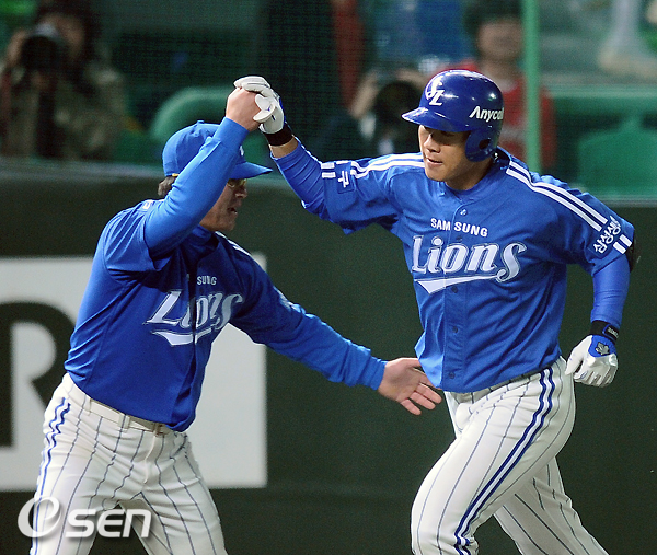 
	[����]������,'���� �߰� Ȩ���� ���Ҿ�'
