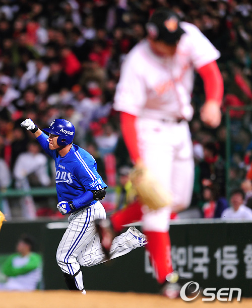 
	[����]������,'���� �� �� �־�!'
