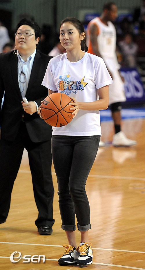 
	[����]���� ã�� ����,'�ñ��Ϸ� �Ծ��'
