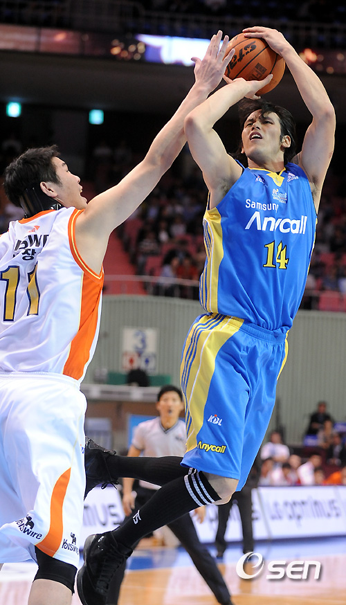 
	[����]�̽���, '���� ���� ���̵����̽�'
