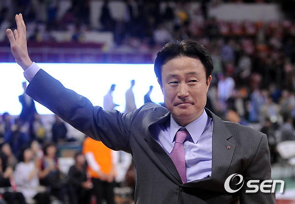 
	[����]������,'����ϰ� ����մϴ�'
