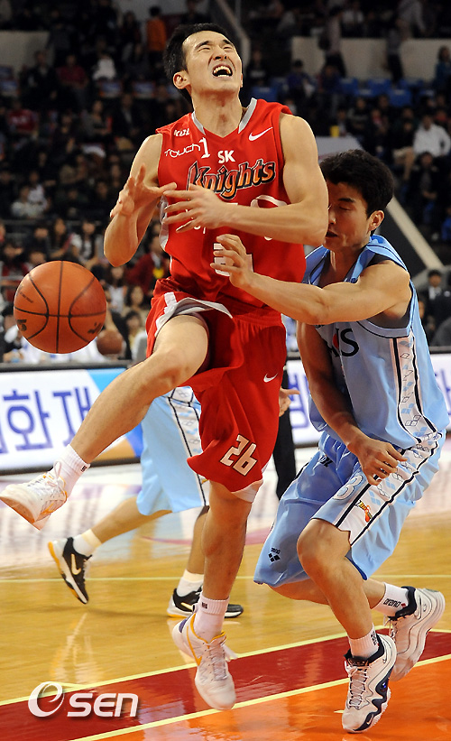 
	[����]������,'�̰� Ȯ���� ��Ģ�̾�'
