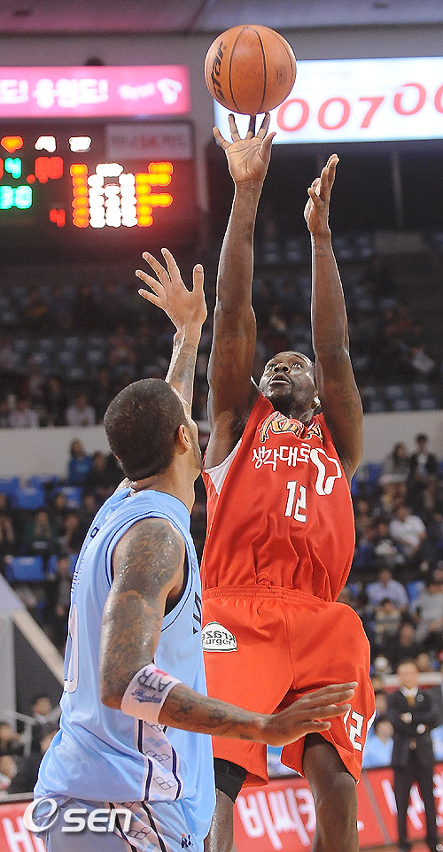 
	[����]����, '���̵����̽�!'
