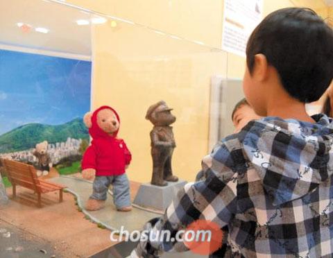 [위크엔드] "테디베어 안내로 인천 역사 살펴보세요"