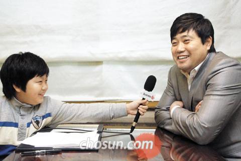 [신문은 내 친구] 어린이 기자, '양신' 양준혁을 만나다