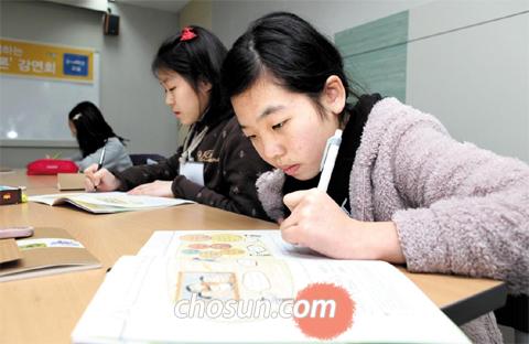 [독서클리닉 '책이랑 놀자'] 책 싫어하는 우리 아이, 어떻게 할까?