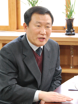 [맛있는 교육] 공교육의 희망 '강남에듀드림' 황영남 위원장