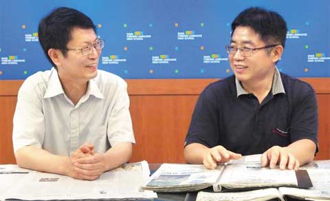 [NIE] "신문, 버리면 쓰레기 모으면 재산… 교과서 밖 최신정보 여기 다 있죠"