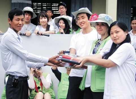 [한국외국어대학교] 외국어학교 특성 살려 이민자 한국 정착 도와