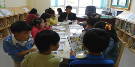 교사들이 방과후 학생들 찾아가 '엄마품 교육'… 학력미달 0명