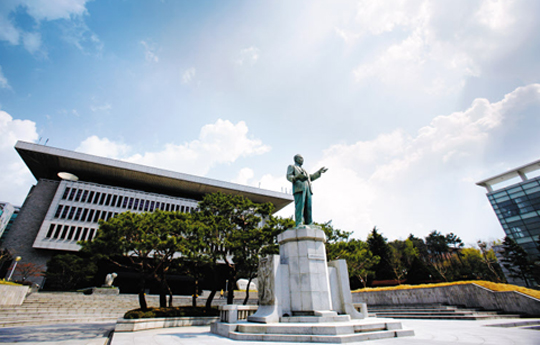 [SMART KU 건국대] 가·나 군 수능 100%로 선발… 다군은 학생부 30% 반영