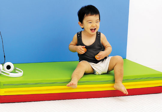 [우리아이를 위한 베스트브랜드 1위] 마음껏 뛰놀아도 안전한 '국민매트'