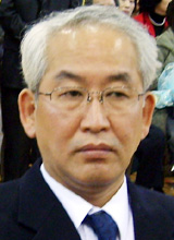 "못본척·못들은척·말 안하는 3不 교사들이 학교에 있는 한 왕따에 우는 30萬 줄지 않을 것"