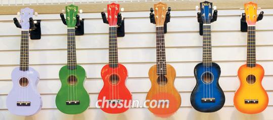 [신문은 선생님] [도전! 창의퀴즈왕] 잘사는 비결 모아 만든 열두 권의 책, 한 마디로…