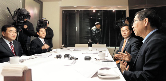 "폭력 학생 벌주는 게 문제돼 법정 선다? 난 각오돼 있다"
