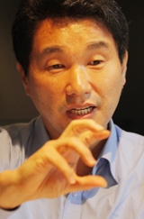 곽노현, 오늘 학생인권조례 공포… 이주호 "대법원에 무효 소송"