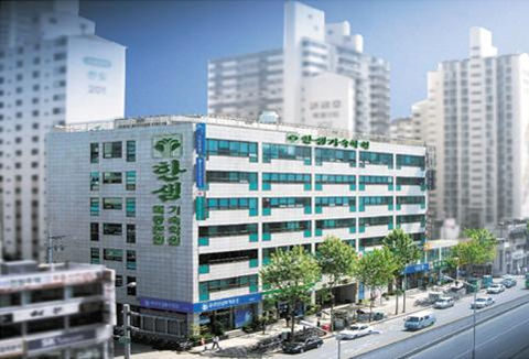 서울 도심의 첫 기숙학원… 매일·매주·매월 '학습 체크'