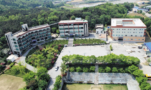 개인 독서실 별도로 갖추고 논술을 정규수업에 편성