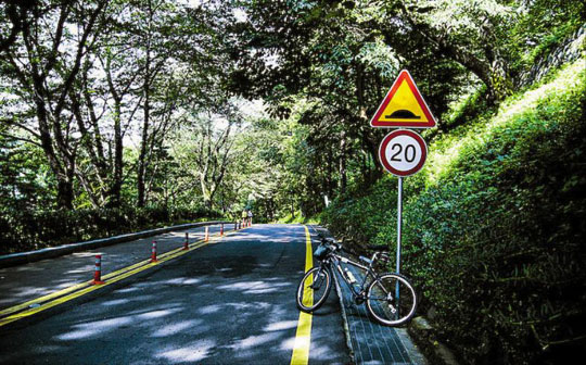 
	���� �ó��� ��ǥ���� ������ �ڽ� �� �ϳ��� ������ ����. / �⼦ ���α� ĸó
