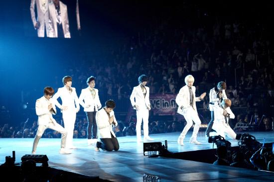 
	�����ִϾ�. ��������=SM�������θ�Ʈ


