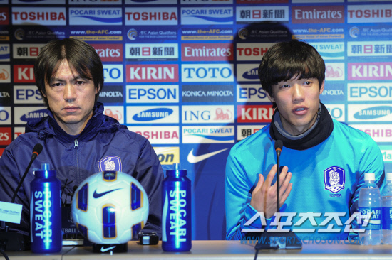 
	ȫ���� �ø��ȴ�ǥ�� ����(����)�� ���� ȫ��ȣ�� 13�� ��������Ű���忡�� ���� īŸ������ 2012�� �����ø��� �ƽþ����� �������� ������ ����ȸ���� �ϰ� �ִ�. ���=����� ���� cjg@sportschosun


