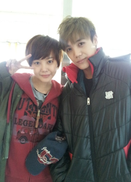 
	������, ���忩�ڷ� ������ �̸��� ��ȸ
