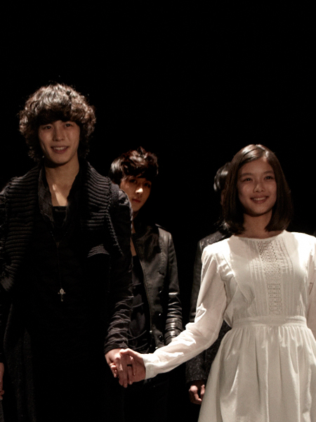 
	'��ǰ��' ������, ���� ���� ������ ������ �Ƴ� '����?'
