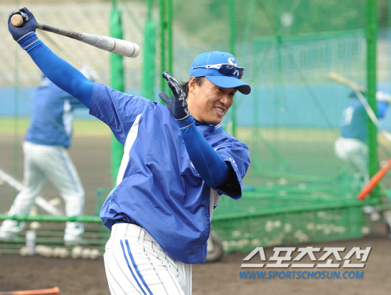 
	�Ｚ�� �������� ������Ⱑ 21�� ��Ű���� �³��� ��ī�����忡�� ���ȴ�. ����� �̽¿��� �Ʒ��� �ϰ� �ִ�.   ��Ű����(�Ϻ�)=���ؿ� ���� noodle@sportschosun.com


