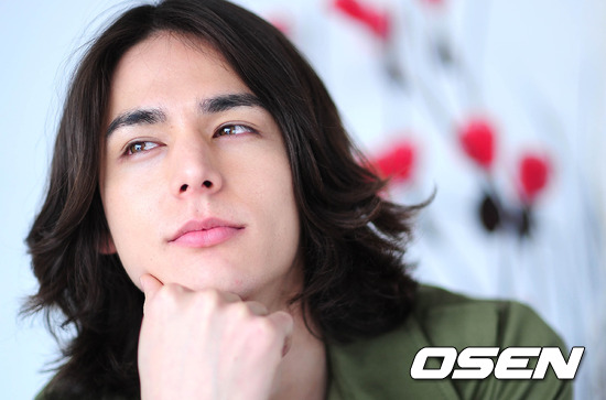 
	������ " '�ڲɹ�' �Կ� ��! �׵��� �巳�� ĥ����" [���ͺ�]
