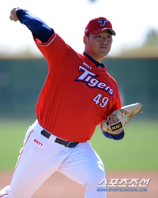 
	3�� ����(�ѱ��ð�) �̱� �ָ������� ���������� 'ĵ�ڽ���Ƽ �ο��� ���÷���'���� KIA Ÿ�̰����� ������ķ���� ���ȴ�. ������ ������

����������(�ָ�������)=���� ���� kyungmin@sportschosun.com / 2012.02.03.


