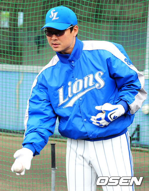 
	���Ѽ� ��ġ�� ���ϴ� 2002�� �Ｚ Ÿ��
